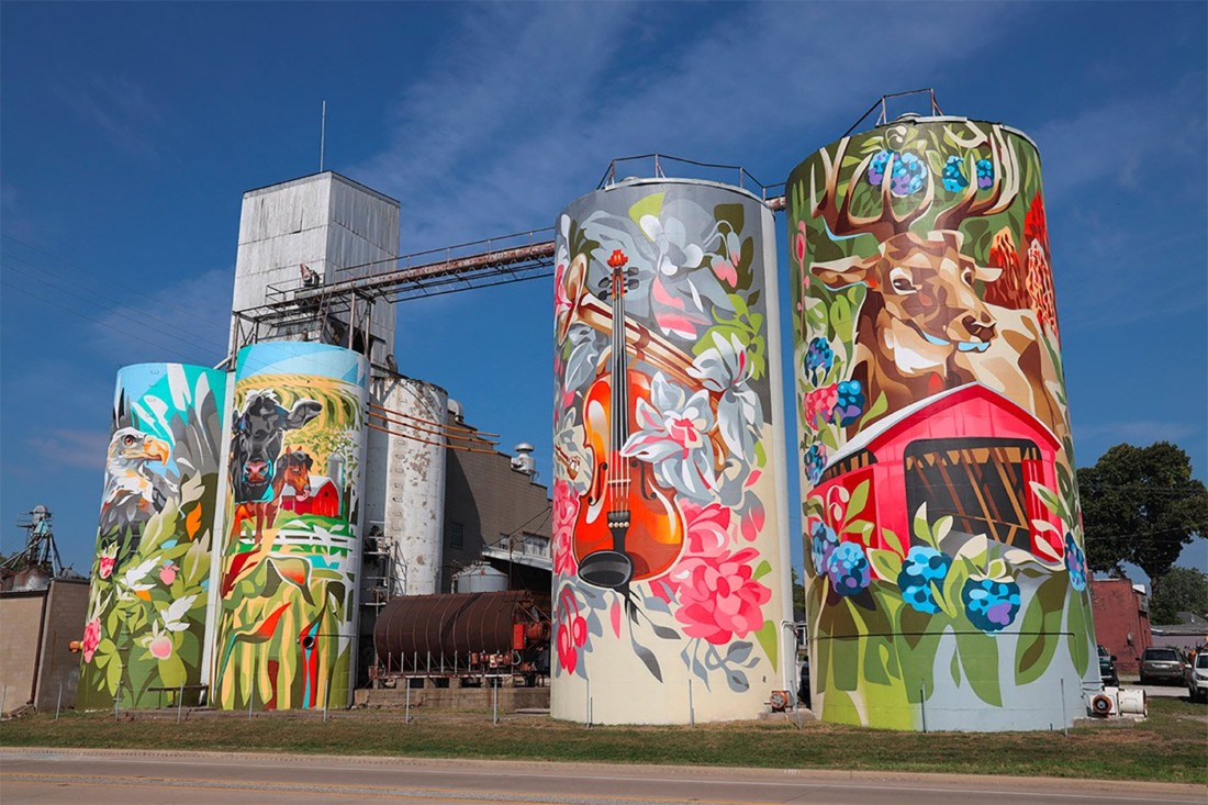 河南鄭州煙囪、筒倉、冷卻塔類藍(lán)天白云彩繪